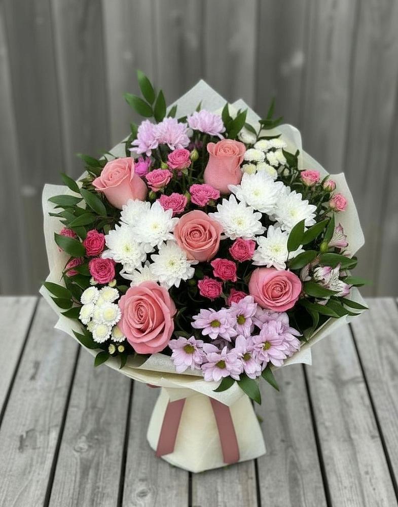 Букет цветов из: Альстромерии, Гвоздики, Розы и Хризантемы в Жуков