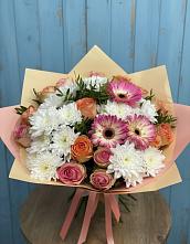 Букет цветов из:  Розы, Герберы и Хризантемы в Жуков
