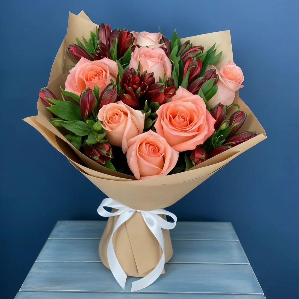 Букет цветов из: Розы и Альстромерии в Жуков