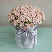 Цветочная композиция из Розы в шляпной коробке в Жуков