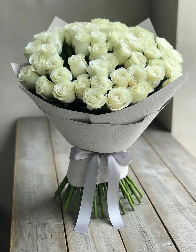 Букет 35 Белых роз в Жуков