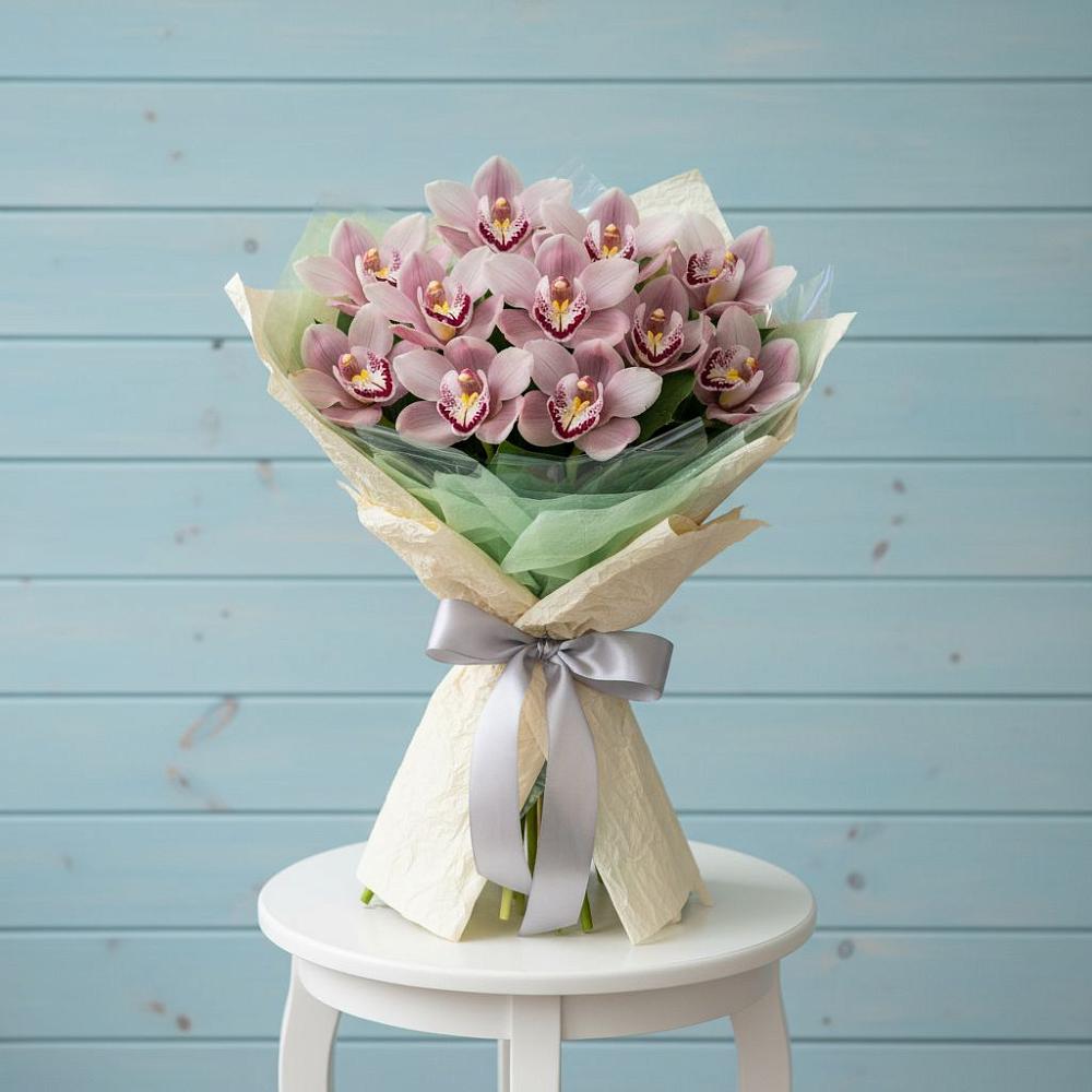 Букет цветов из: Орхидеи и Розы в Жуков