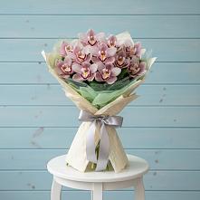 Букет цветов из:  Орхидеи и Розы #REPLACE_PRED# Жуков