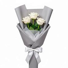 Букет 3 белые розы в Жуков