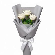 Букет 3 белые розы в Жуков
