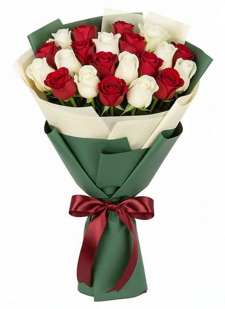 Букет Микс из красных и белых роз в Жуков
