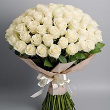 Букет 101 беля роза Белоснежка в Жуков
