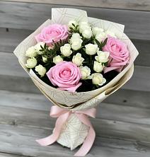Букет цветов из:  Розы в Жуков