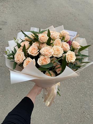 Букет Кремовые розы Латте в Жуков