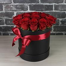 Цветочная композиция из Розы в шляпной коробке в Жуков