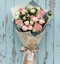 Букет цветов из:  Розы в Жуков