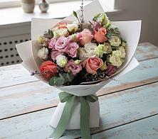 Букет цветов из:  Розы, Лизиантусы и Гвоздики #REPLACE_PRED# Жуков