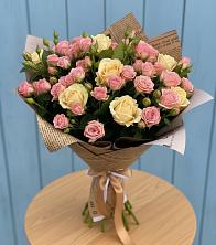 Букет цветов из:  Розы в Жуков