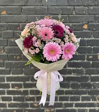 Букет цветов из:  Герберы и Хризантемы в Жуков