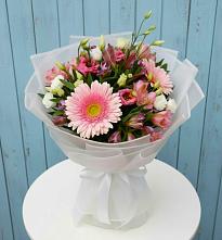 Букет цветов из:  Герберы, Альстромерии и Лизиантусы в Жуков