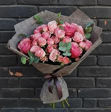 Букет цветов из:  Розы в Жуков