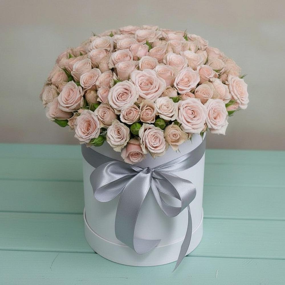 Цветочная композиция из Розы в шляпной коробке в Жуков